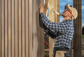 Best Custom Trim and Detailing for Siding  in Island City, OR